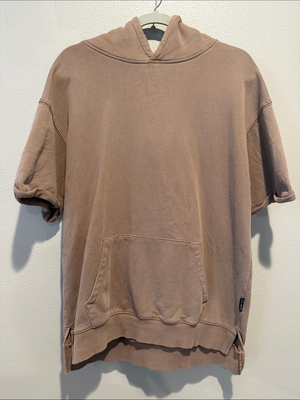 Little Bipsy Unisex Short-Sleeve Hooded Pullover Tee in Light Brown Size: Medium